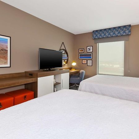 Hampton Inn & Suites Wells, Nv Екстер'єр фото