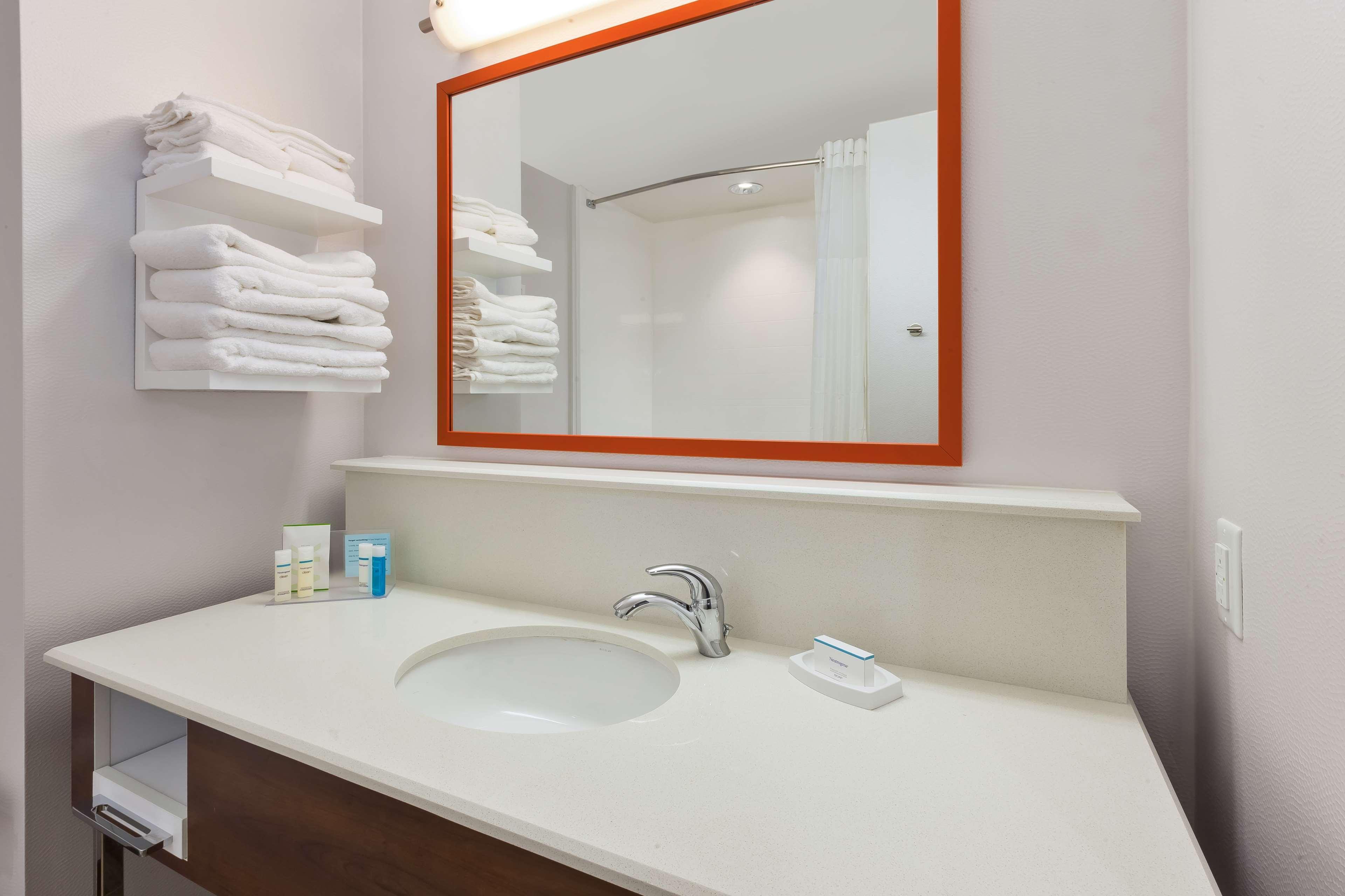 Hampton Inn & Suites Wells, Nv Екстер'єр фото