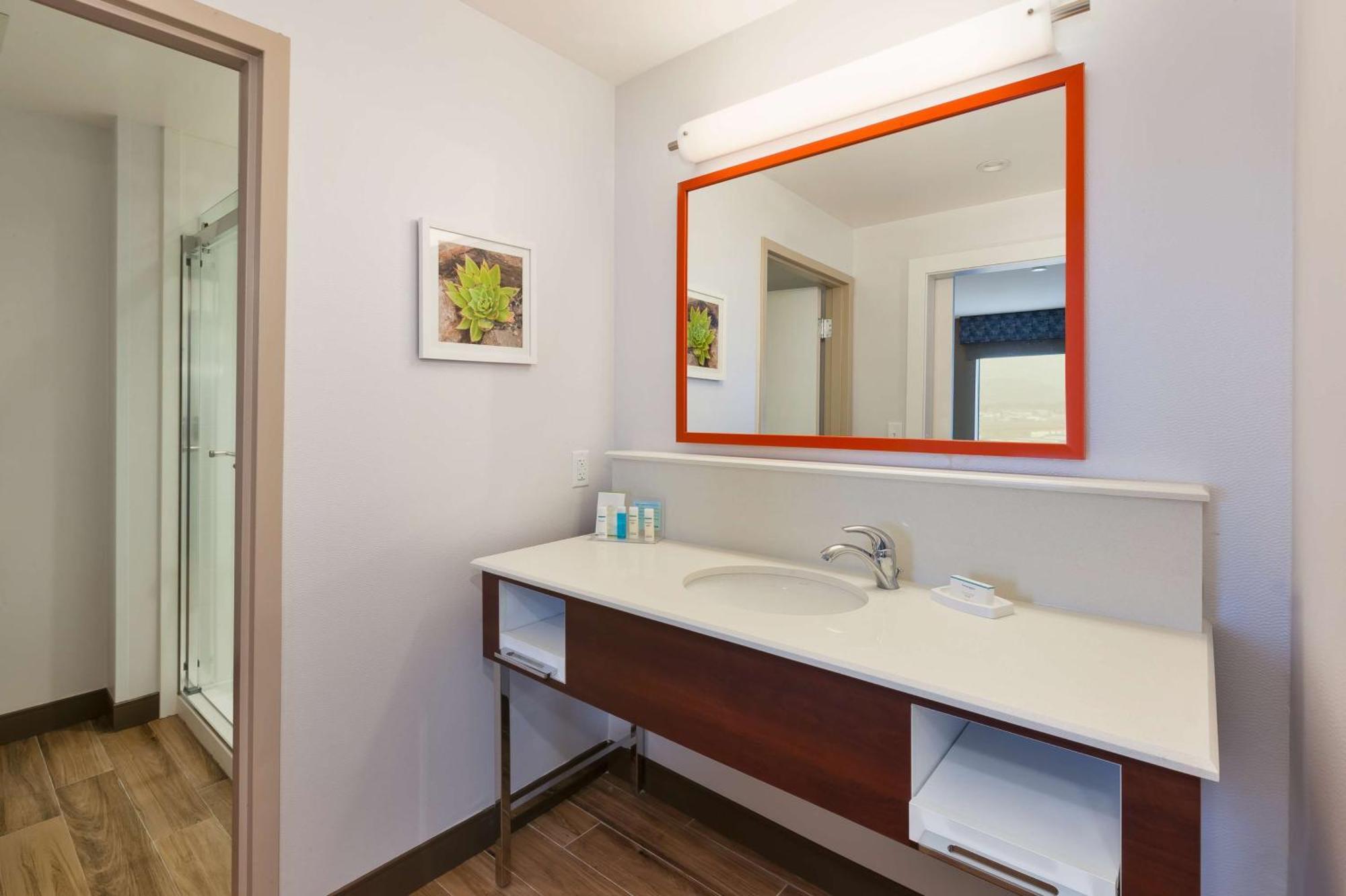 Hampton Inn & Suites Wells, Nv Екстер'єр фото